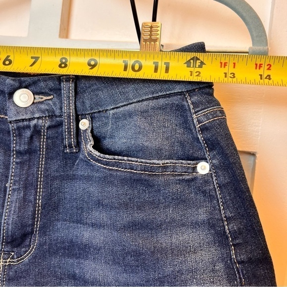 No Boundaries Denim Cuffed Shorts Women’s Juniors Pockets Dark Wash Blue Size 5 - Picture 5 of 8